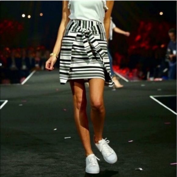 CAbi Dresses & Skirts - CAbi Striped Grandstand Ponte Skirt - Large